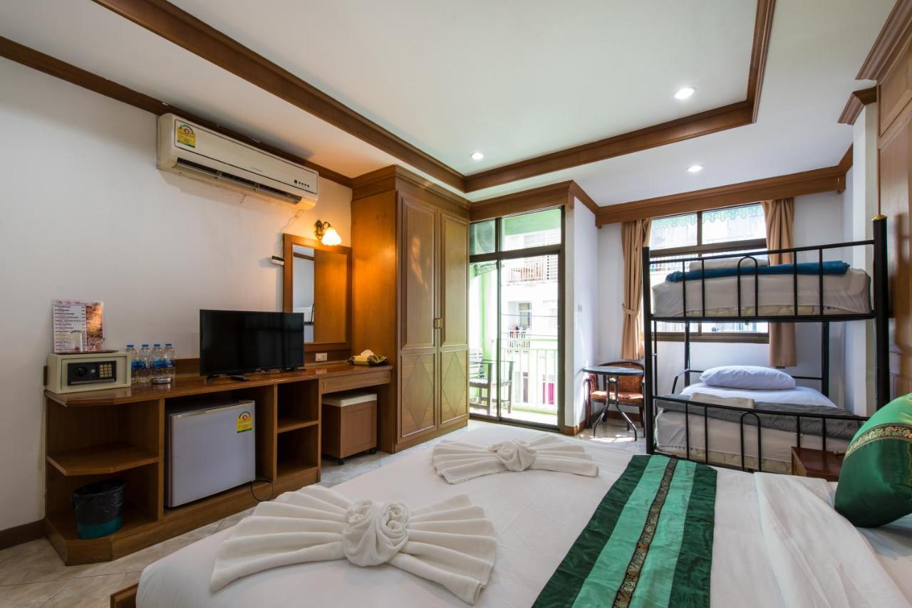 Magnific Patong Hotel Exterior photo